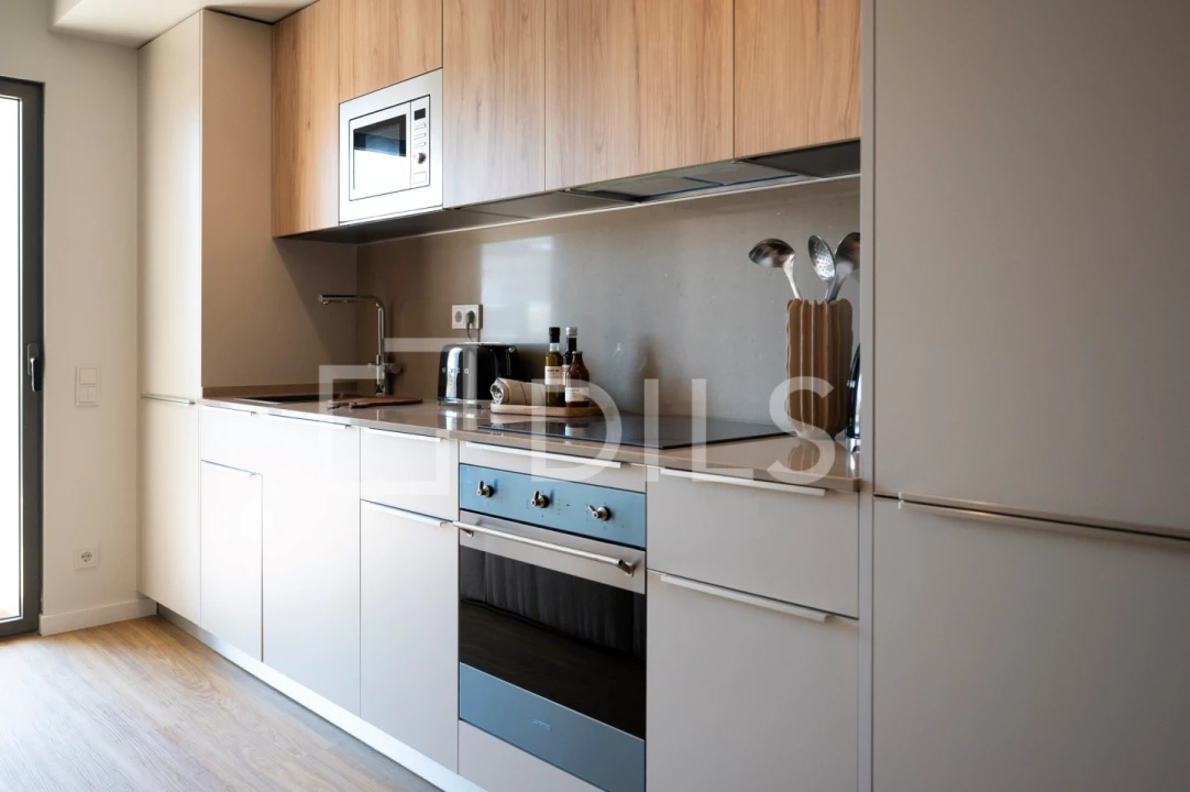 Apartamento T4 para Venda em Santo António dos Cavaleiros e Frielas Foto 9