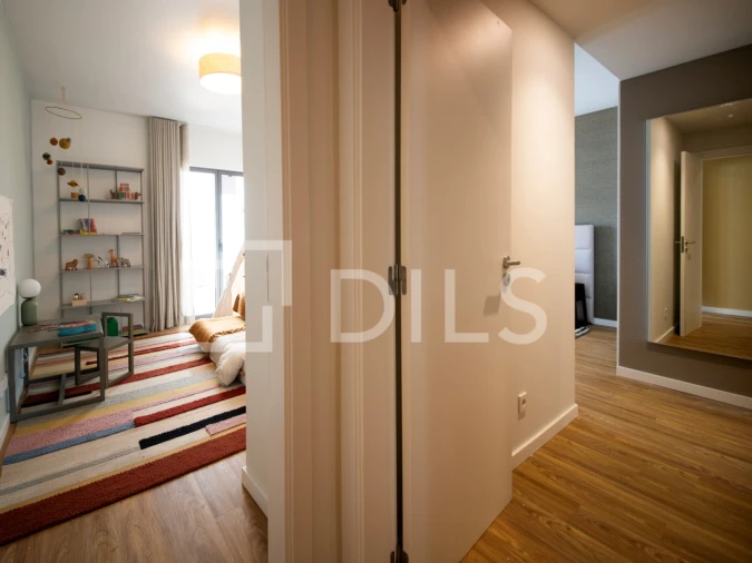 Apartamento T4 para Venda em Santo António dos Cavaleiros e Frielas Foto 13