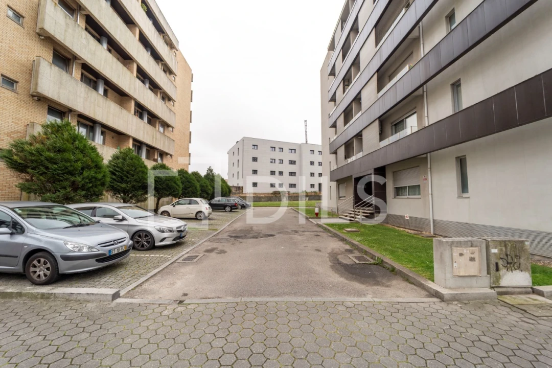 Apartamento T2 para Venda em Canidelo Foto 27