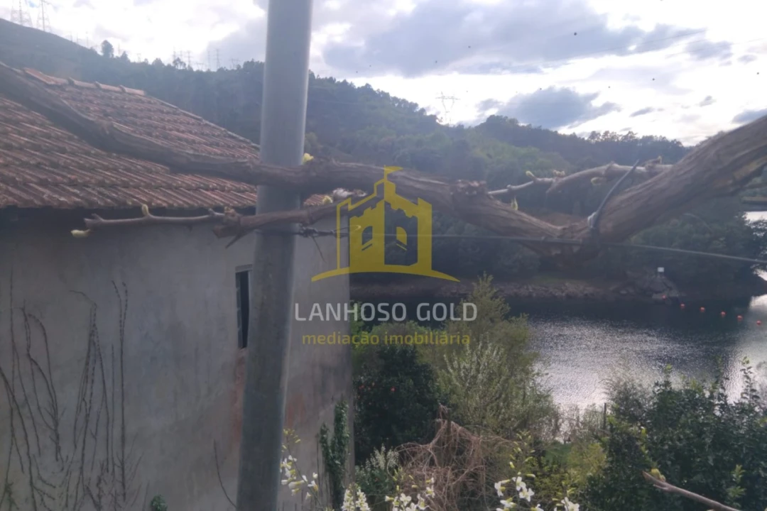 Terreno para Venda em Ferral Foto 7