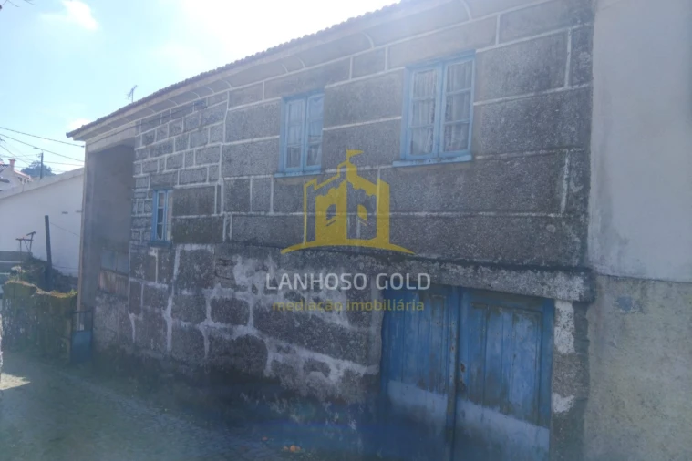 Terreno para Venda em Monte e Queimadela Foto 2