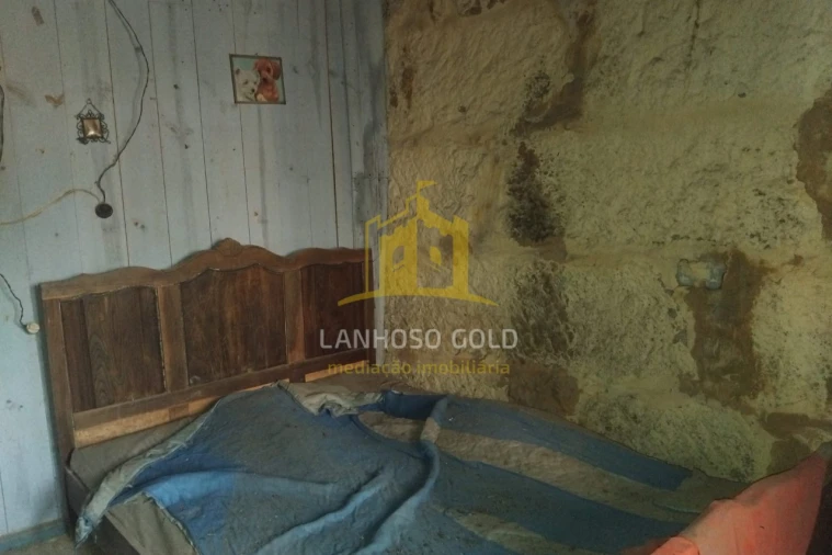 Terreno para Venda em Monte e Queimadela Foto 5