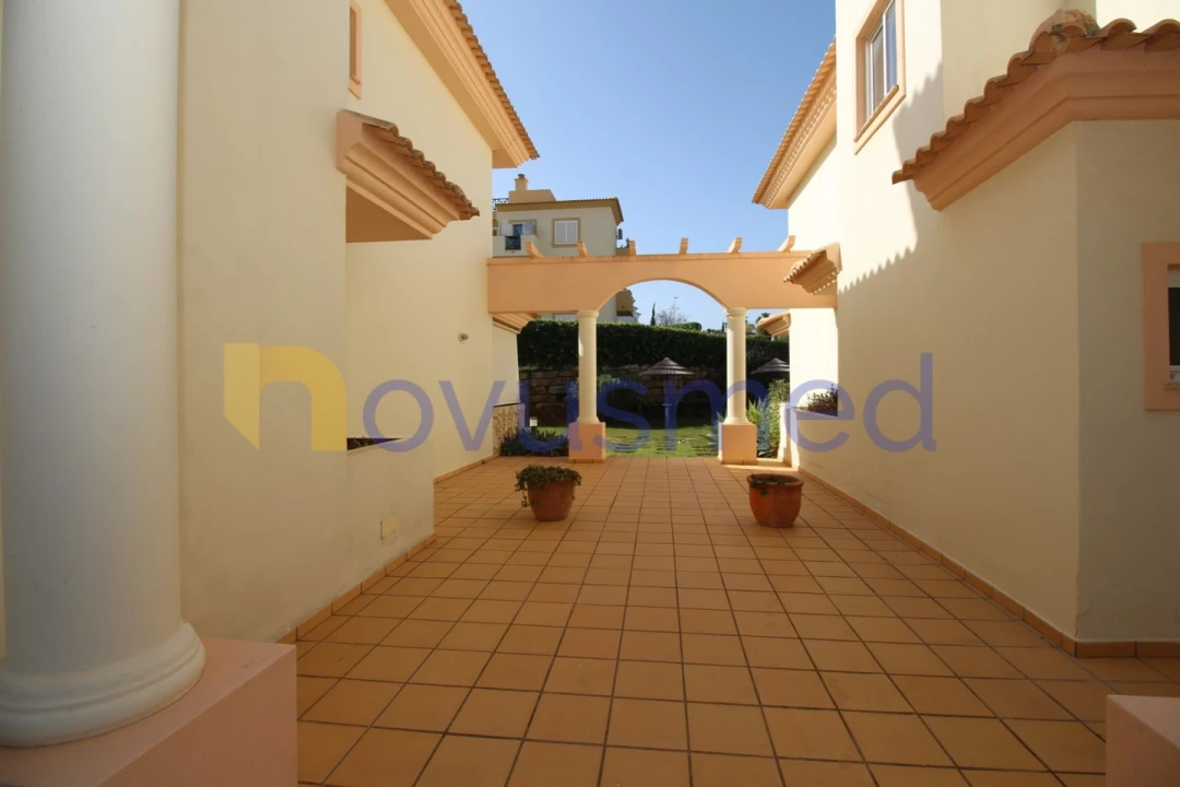 Apartamento T2 para Arrendamento férias em Albufeira e Olhos de Água Foto 5