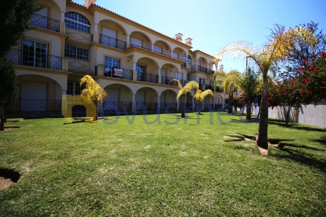 Apartamento T2 para Arrendamento férias em Albufeira e Olhos de Água Foto 2