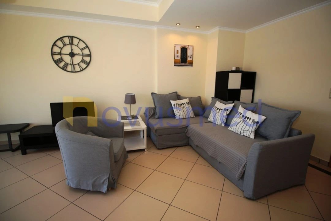 Apartamento T2 para Arrendamento férias em Albufeira e Olhos de Água Foto 9