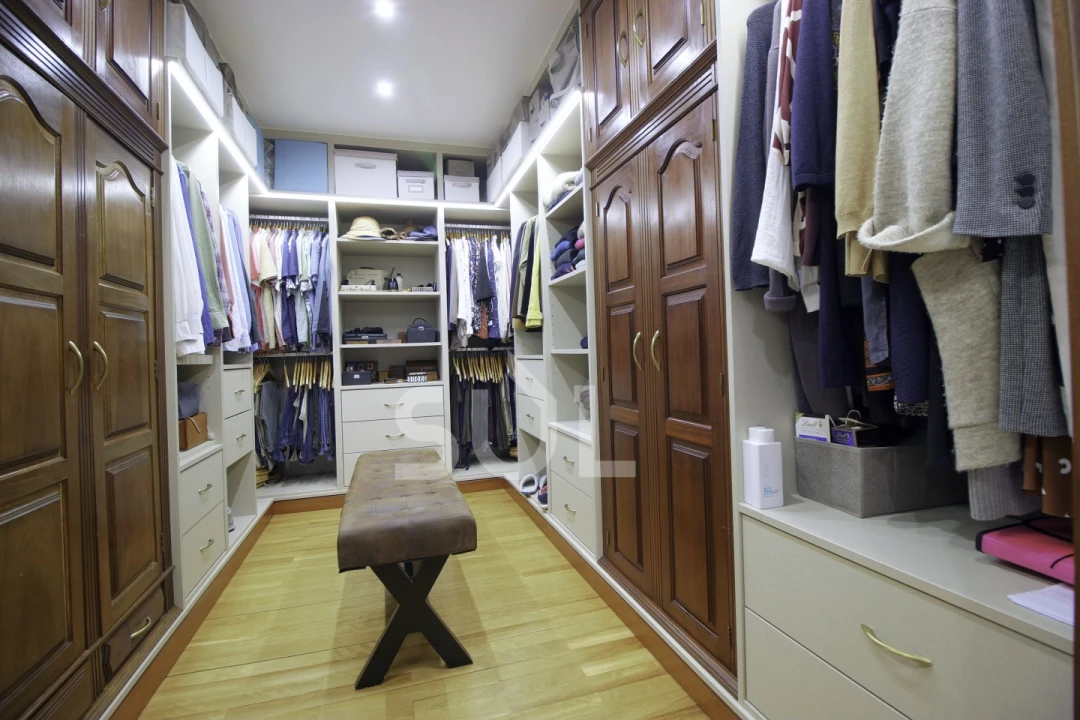 Apartamento T5 para Venda em Portimão Foto 34