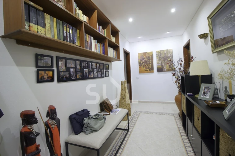 Apartamento T5 para Venda em Portimão Foto 31