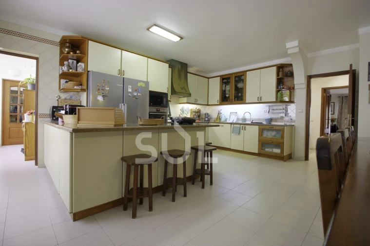 Apartamento T5 para Venda em Portimão Foto 22