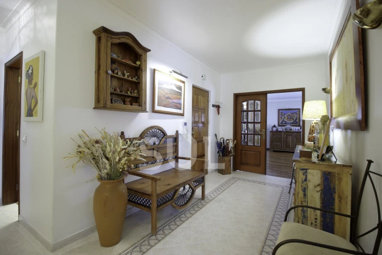 Apartamento T5 para Venda em Portimão Foto 10