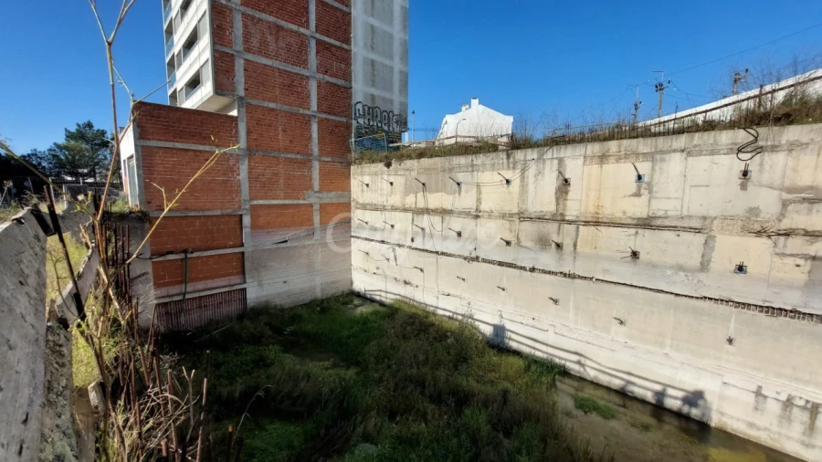 Terreno P/ Prédio para Venda em Venteira Foto 3