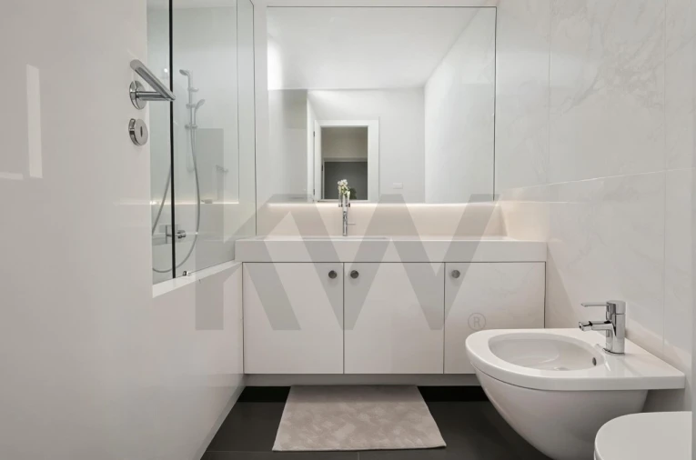 Apartamento T5 para Venda em Belém Foto 11