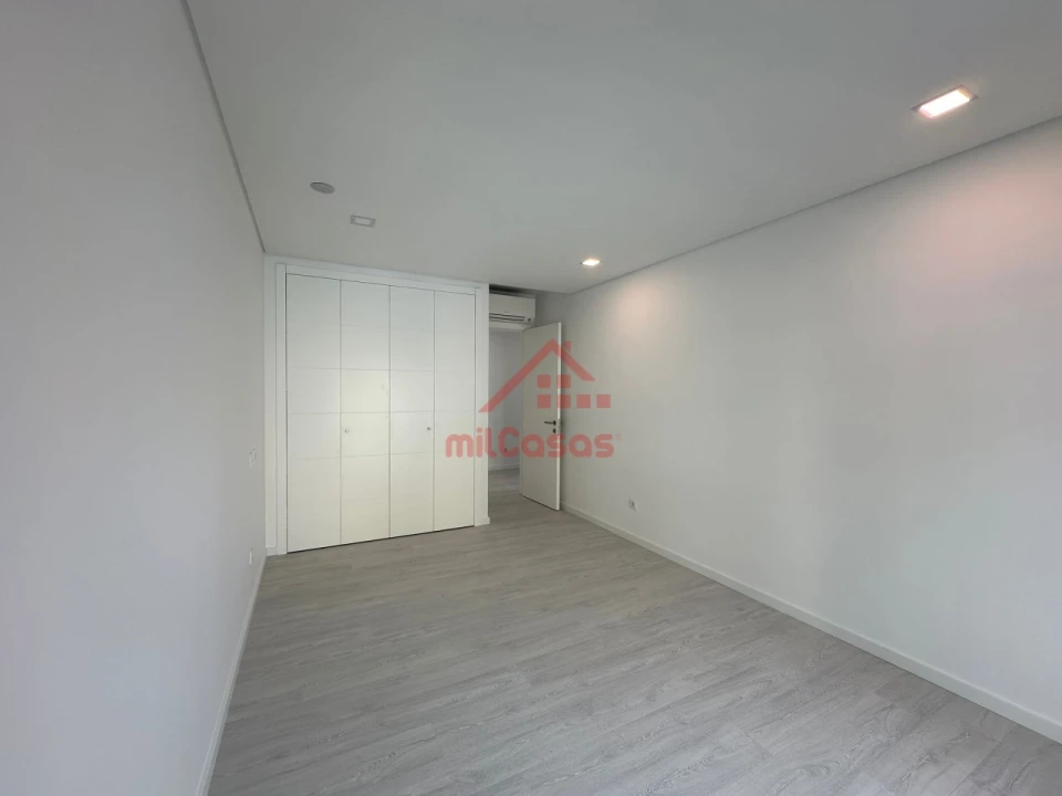 Apartamento T2 para Venda em Ericeira Foto 21
