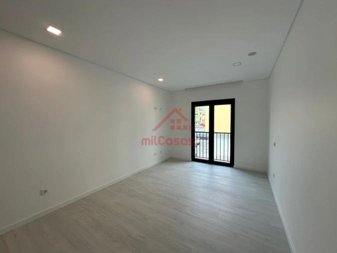 Apartamento T2 para Venda em Ericeira Foto 23