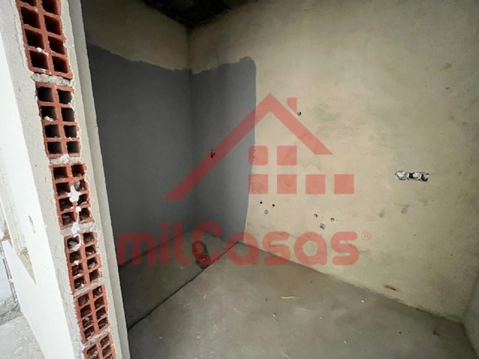 Apartamento T1 para Venda em Ericeira Foto 9