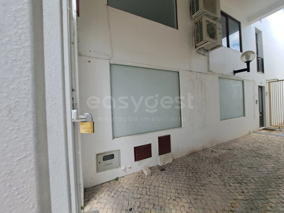 Loja para Arrendamento em Beja (Santiago Maior e São João Baptista) Foto 13