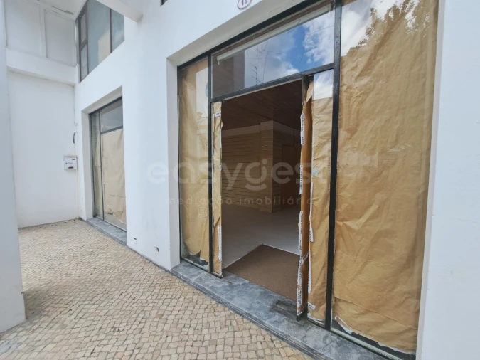 Loja para Arrendamento em Beja (Santiago Maior e São João Baptista) Foto 9