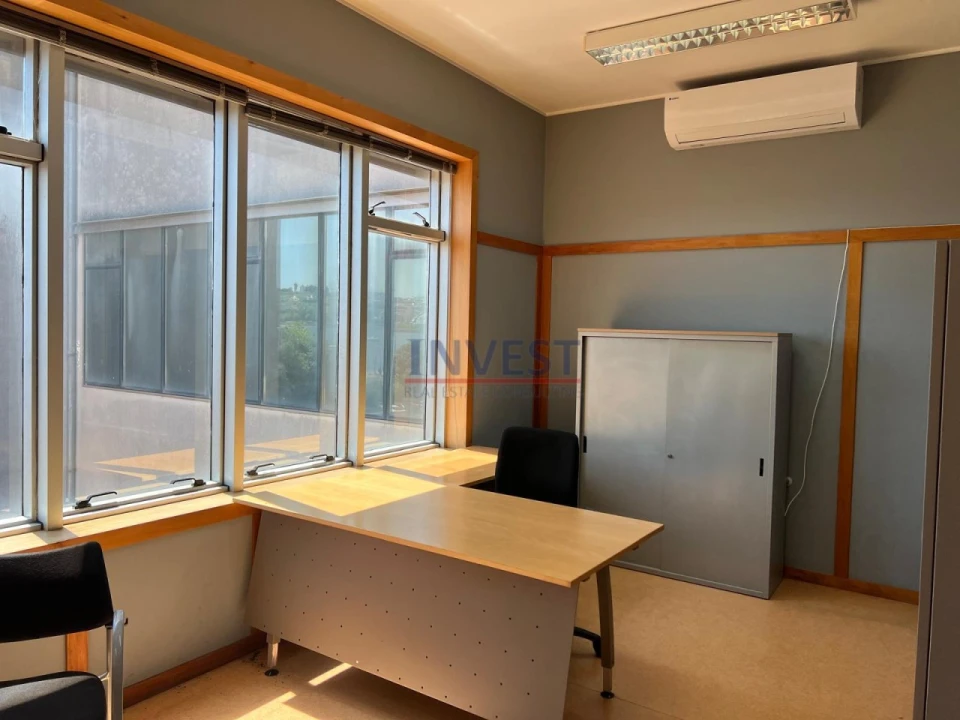 Escritório para Arrendamento em Aldoar, Foz do Douro e Nevogilde Foto 12