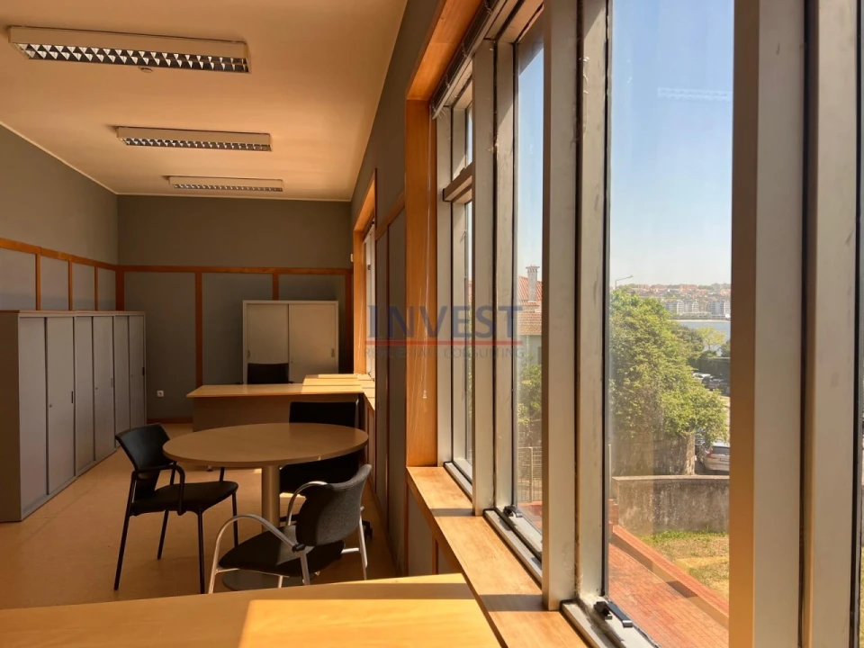 Escritório para Arrendamento em Aldoar, Foz do Douro e Nevogilde Foto 3