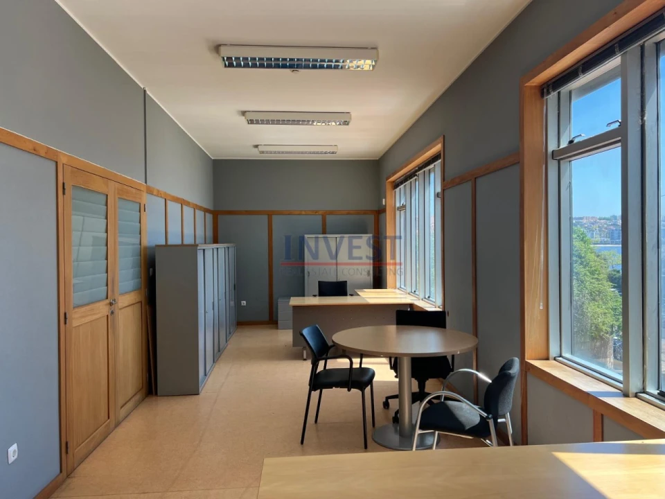 Escritório para Arrendamento em Aldoar, Foz do Douro e Nevogilde Foto 14