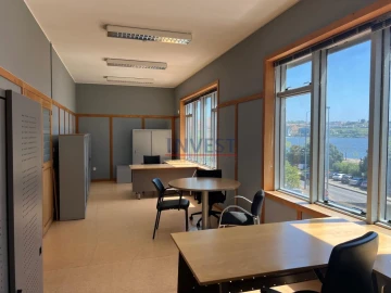 Escritório para Arrendamento em Aldoar, Foz do Douro e Nevogilde