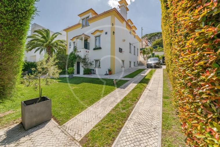 Moradia T5 para Venda em Cascais e Estoril Foto 3