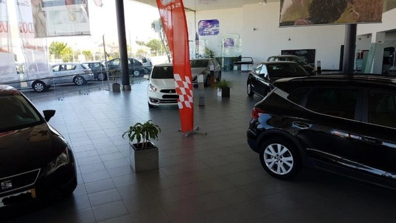 Armazém para Venda em Alhos Vedros Foto 11