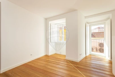 Apartamento T1 para Venda em Santa Maria Maior
