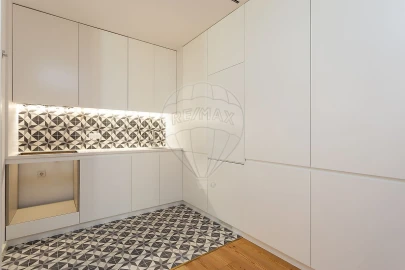 Apartamento T1 para Venda em Santa Maria Maior