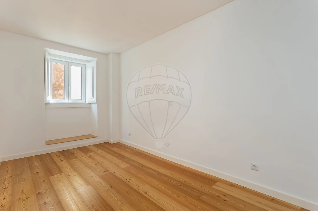 Apartamento T2 para Venda em Santa Maria Maior Foto 14