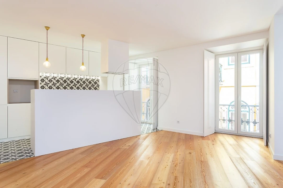 Apartamento T2 para Venda em Santa Maria Maior Foto 1