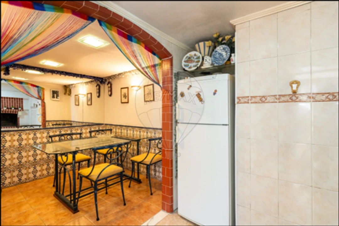 Apartamento T3 para Venda em Santa Maria Maior Foto 8