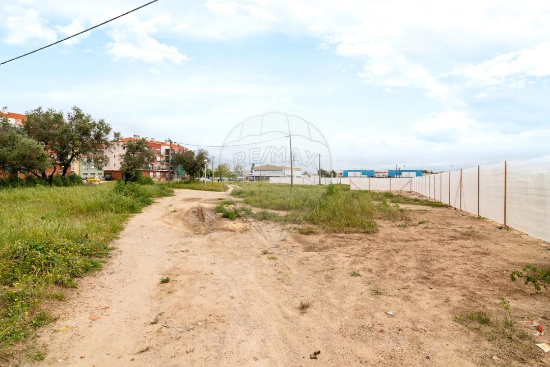 Terreno para Venda em Baixa da Banheira e Vale da Amoreira Foto 9
