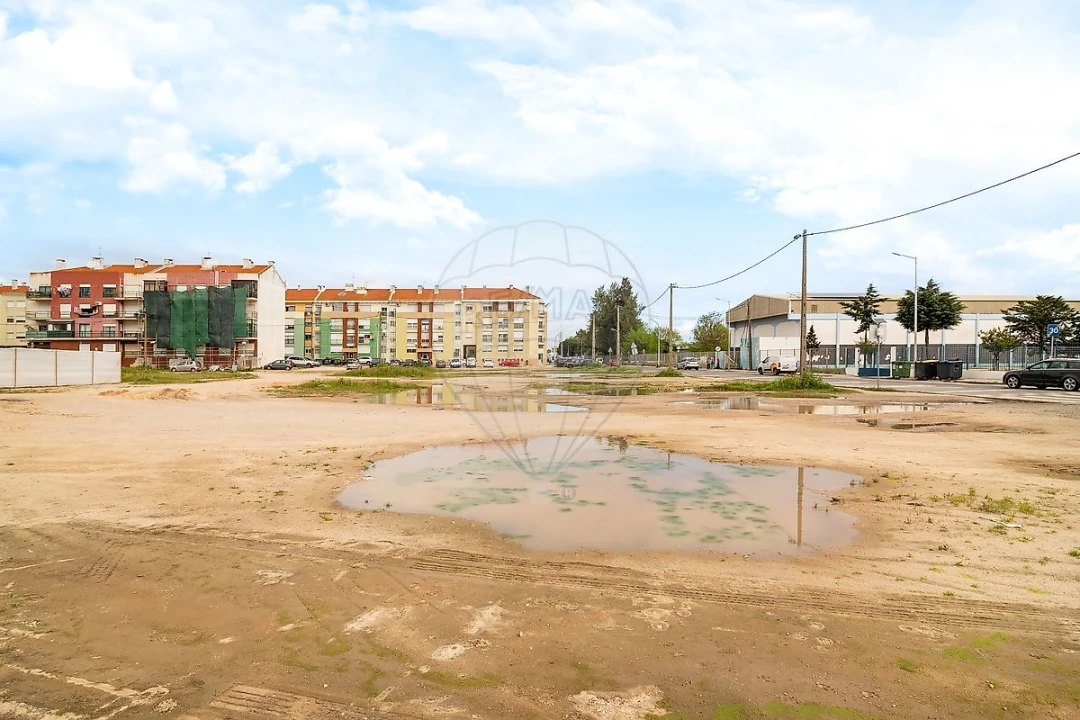 Terreno para Venda em Baixa da Banheira e Vale da Amoreira Foto 14
