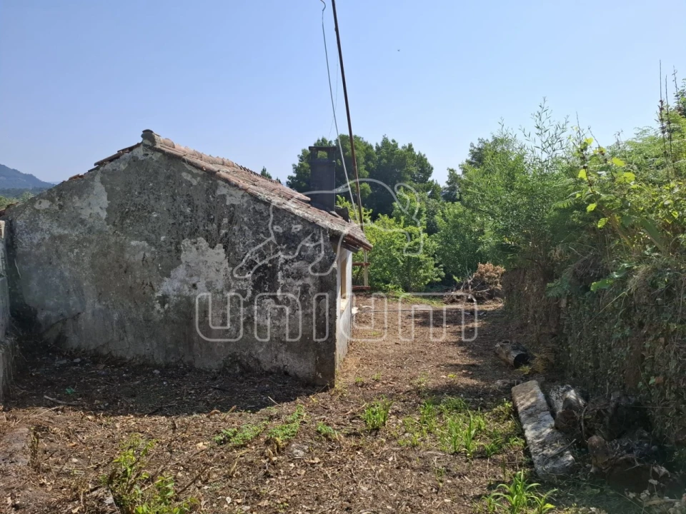 Moradia T2 para Venda em Lanheses Foto 11