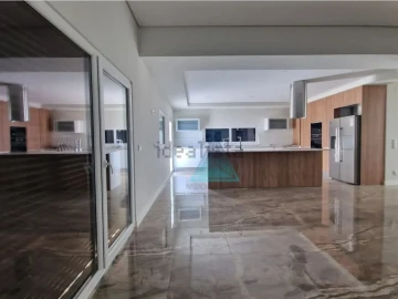 Moradia T5 para Venda em Azeitão (São Lourenço e São Simão)