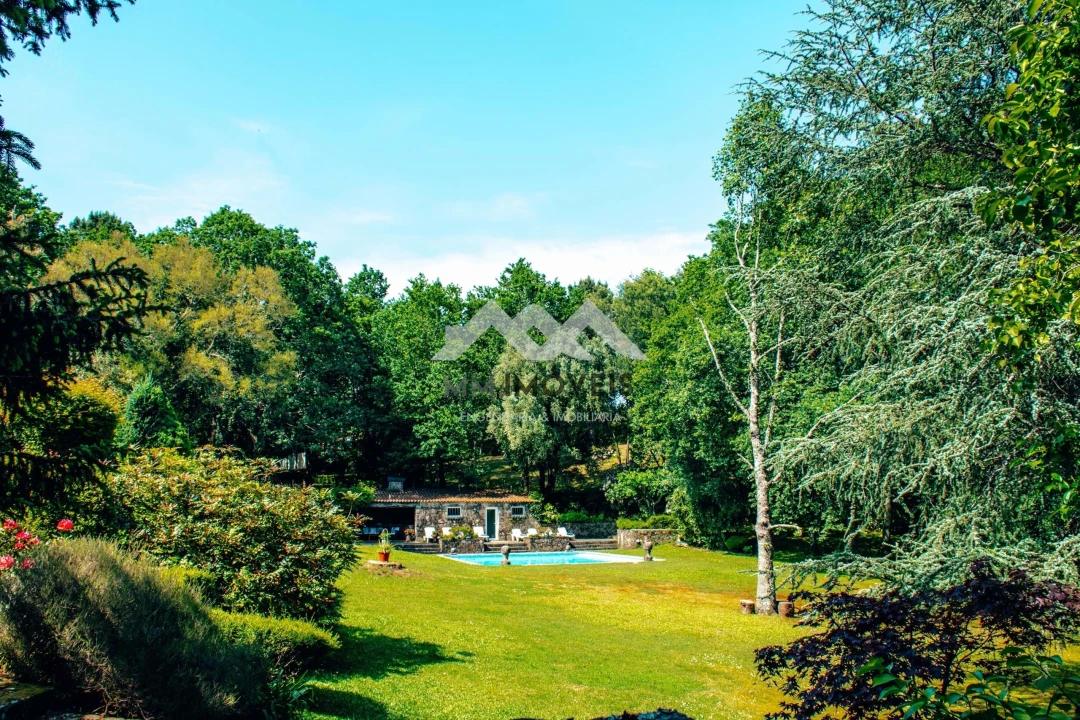 Quinta T6 para Venda em Mentrestido Foto 13