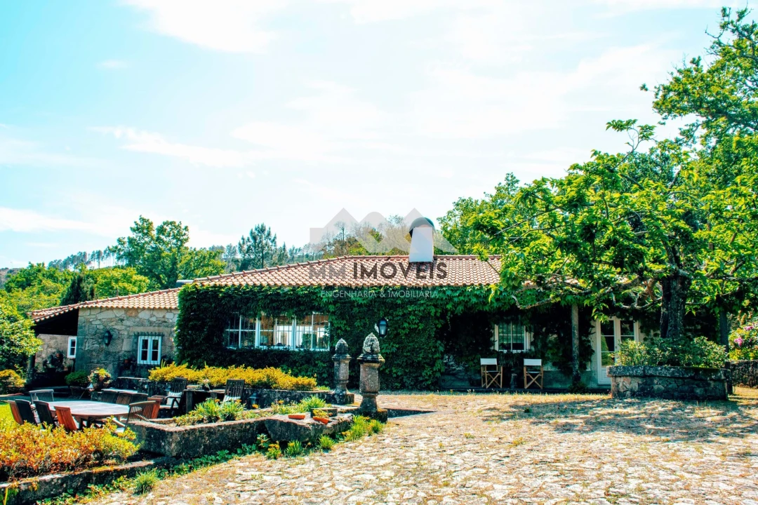 Quinta T6 para Venda em Mentrestido Foto 8