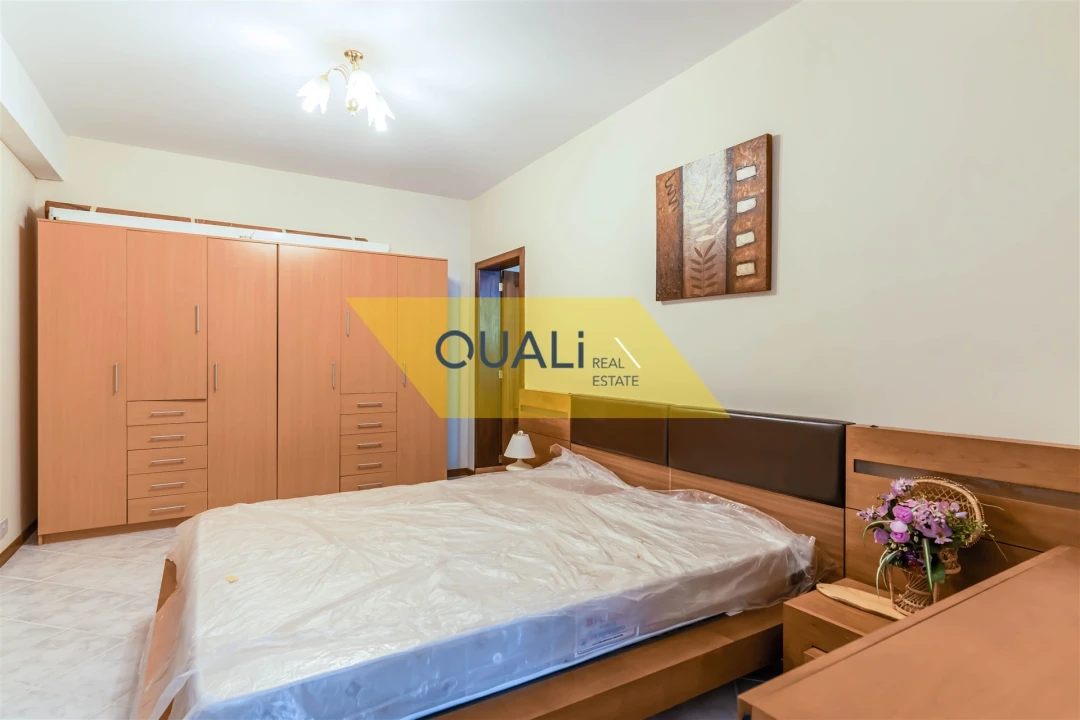 Moradia T5 para Venda em Canhas Foto 29