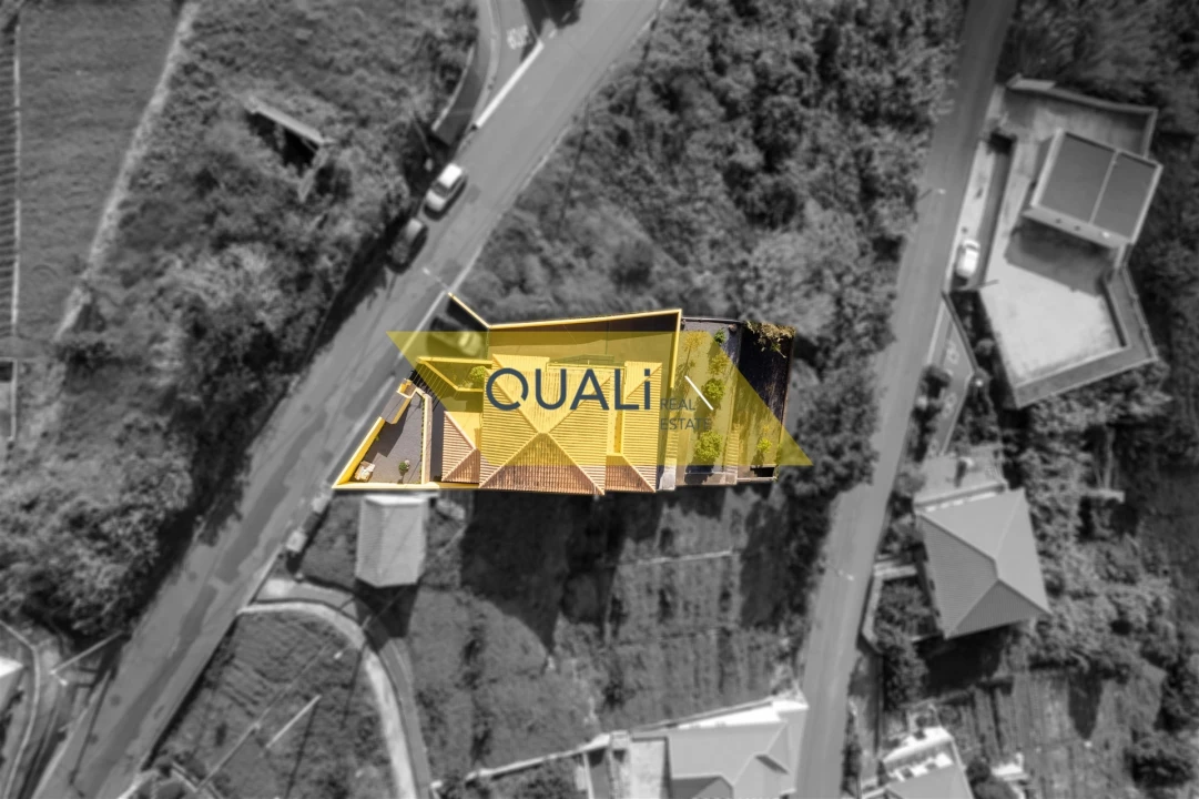 Moradia T5 para Venda em Canhas Foto 35