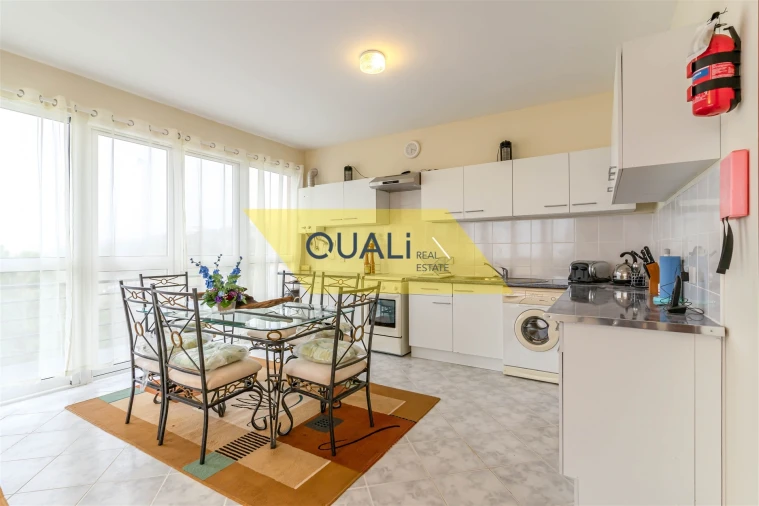 Moradia T5 para Venda em Canhas Foto 24