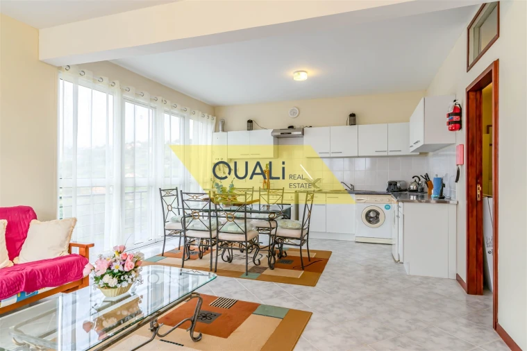 Moradia T5 para Venda em Canhas Foto 26