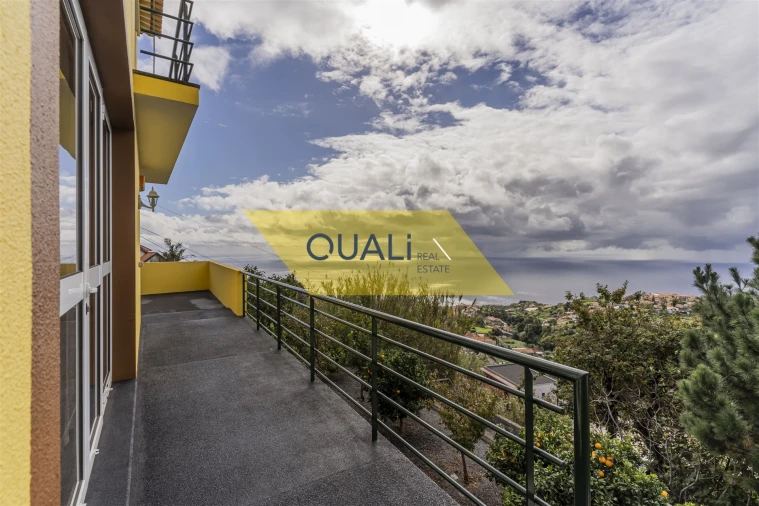 Moradia T5 para Venda em Canhas Foto 32