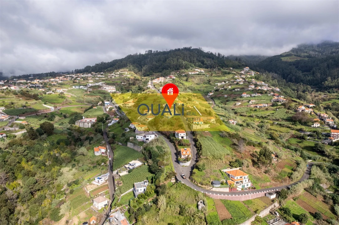 Moradia T5 para Venda em Canhas Foto 36