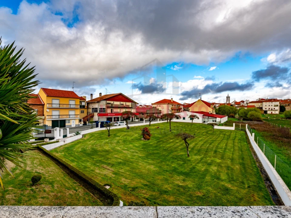 Moradia T6 para Venda em Souto Foto 4