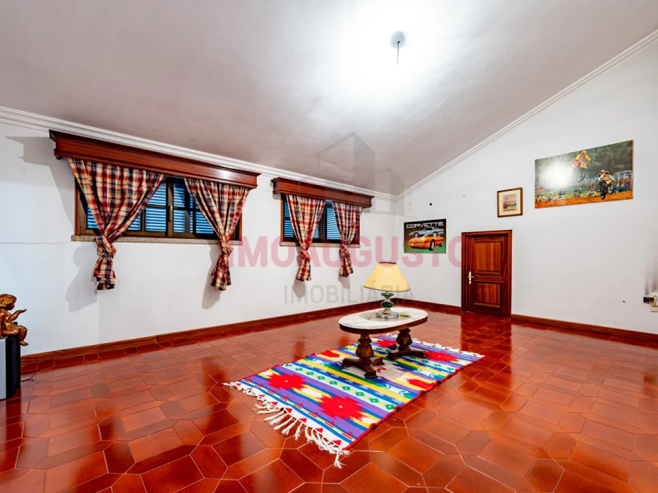 Moradia T6 para Venda em Souto Foto 35