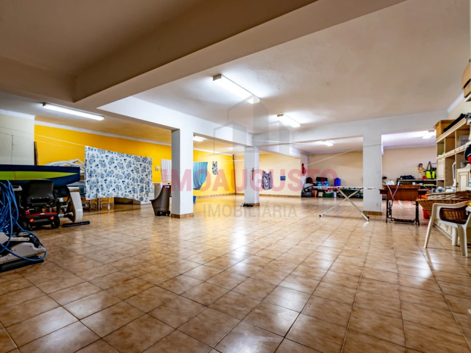 Moradia T6 para Venda em Souto Foto 43