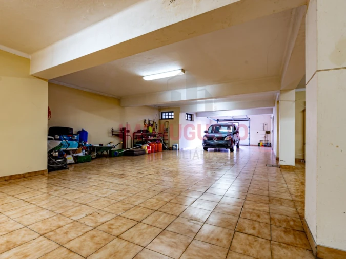 Moradia T6 para Venda em Souto Foto 44