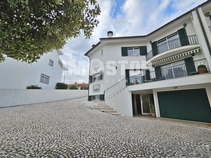 Moradia T4 para Venda em Recardães e Espinhel Foto 39