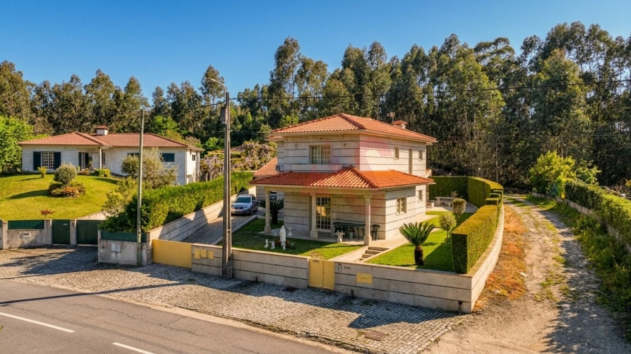 Moradia T5 para Venda em Medelo Foto 1