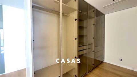 Apartamento T4 para Venda em São Martinho